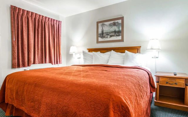 photo 2 of Quality Inn & Suites Mesa
