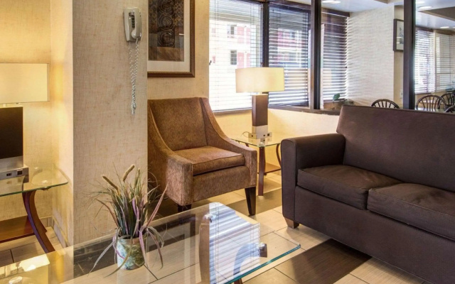 photo 3 of Quality Inn Takoma Park