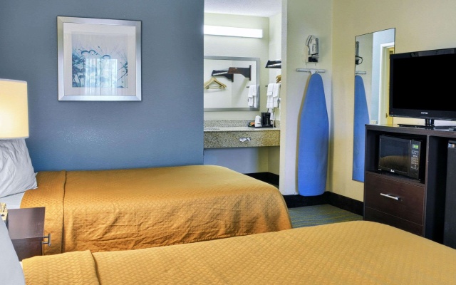 photo 5 of Quality Inn Thornburg