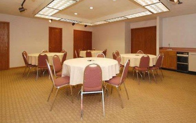 photo 2 of Quality Suites