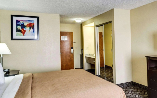 photo 5 of Quality Suites Baton Rouge East - Denham Springs