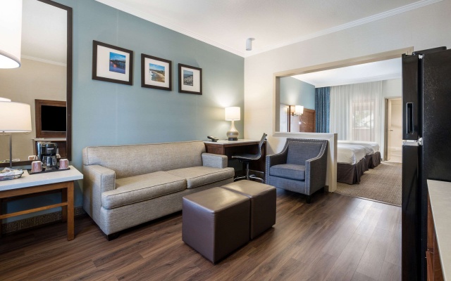 photo 5 of MainStay Suites John Wayne Airport by Choice Hotels
