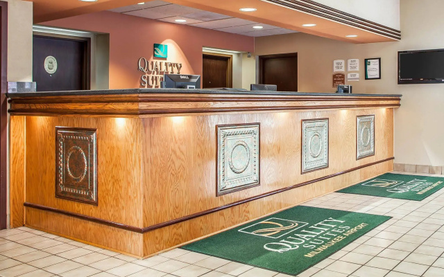 photo 2 of Quality Suites Milwaukee Airport