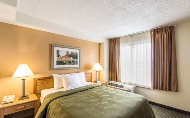 photo 5 of Quality Suites Milwaukee Airport