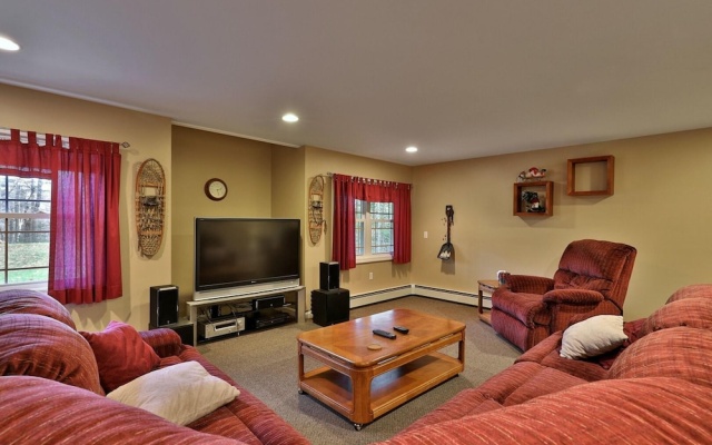 photo 5 of Queens Croft by RedAwning