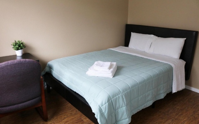 photo 5 of Quiet Clean and Comfortable Room