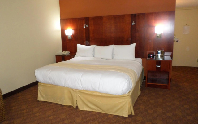 photo 4 of Radisson Hotel Akron/Fairlawn