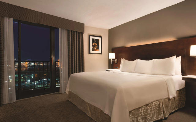 photo 5 of Radisson Hotel Cincinnati Riverfront