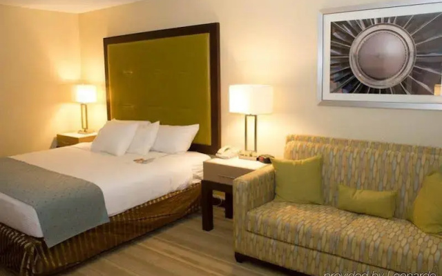 photo 3 of 丽笙亨茨维尔机场酒店(Radisson Hotel Huntsville Airport)