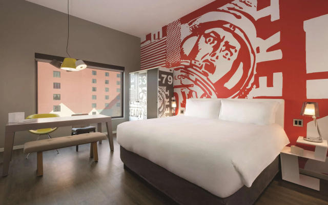 photo 2 of Radisson RED Minneapolis Downtown