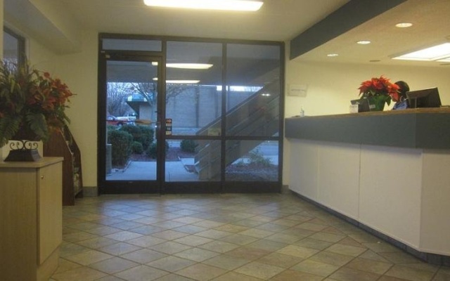 photo 2 of Raleigh Inn