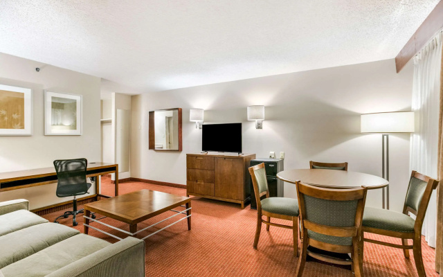 photo 5 of Clarion Hotel BWI Airport Arundel Mills