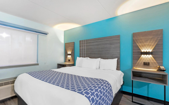 photo 5 of Clarion Inn Des Moines Airport