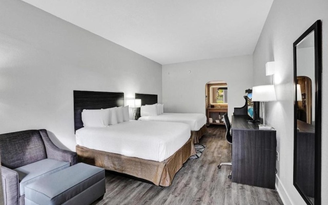 photo 2 of Ramada Downtown Hollywood