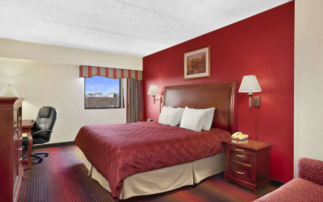 photo 4 of Ramada by Wyndham East Orange