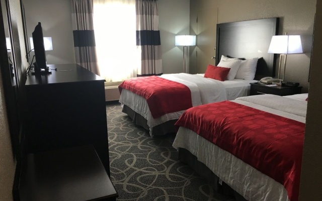 photo 3 of Ramada Des Moines Airport