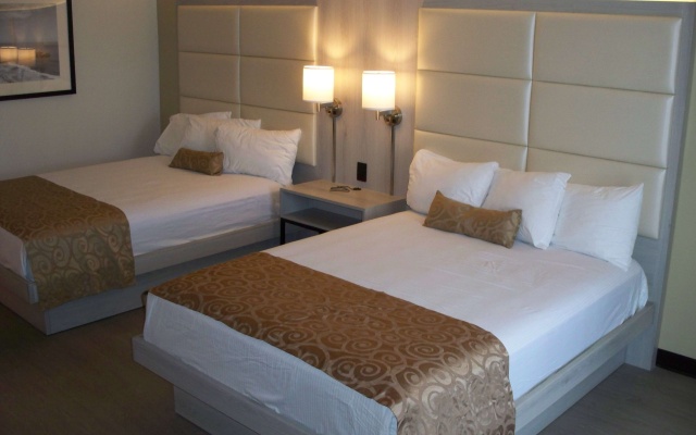 photo 3 of Ramada by Wyndham Burbank Airport