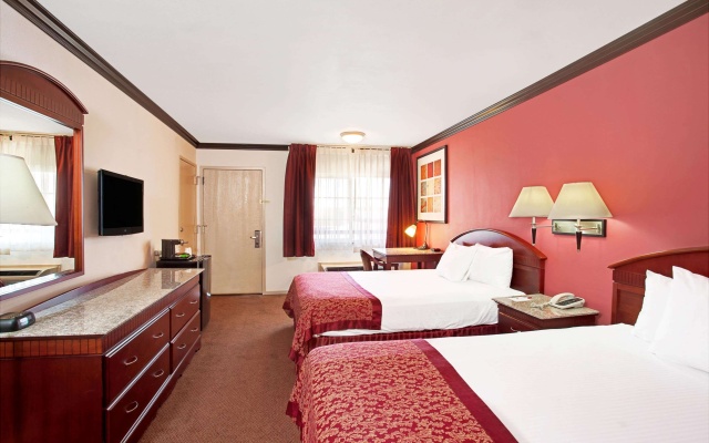 photo 5 of Ramada by Wyndham Pasadena