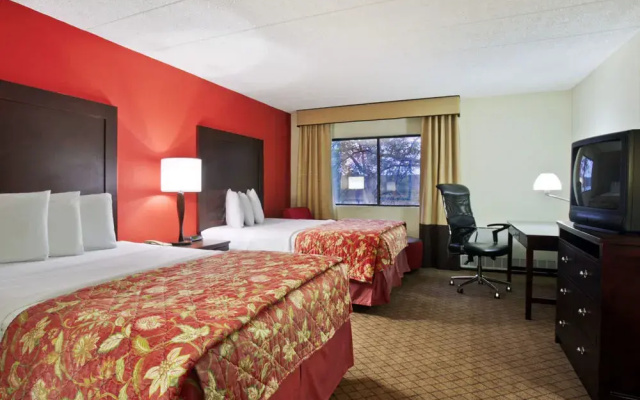 photo 4 of Ramada Lansing Hotel and Conference Center