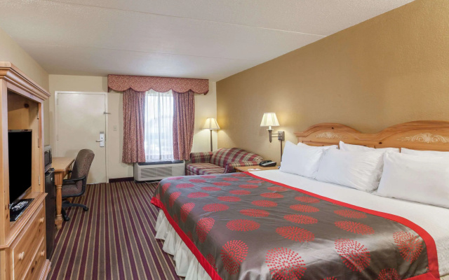 photo 4 of Ramada by Wyndham Lebanon