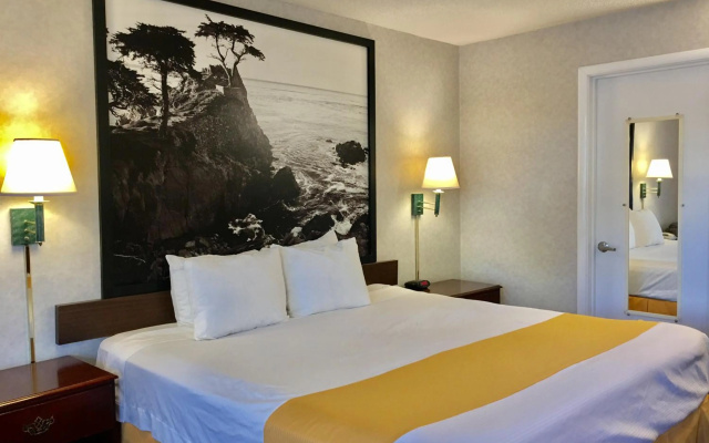 photo 5 of Pelican Inn Monterey