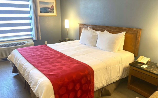 photo 5 of Ramada by Wyndham Los Angeles/Koreatown West