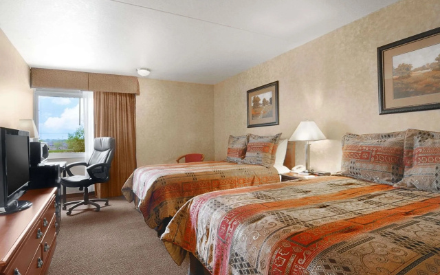 photo 4 of EverSpring Inn & Suites