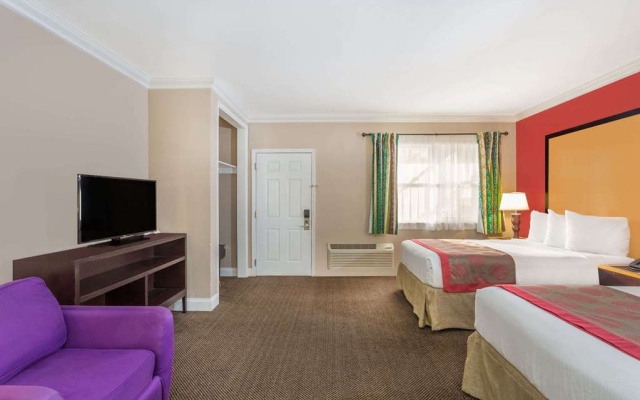 photo 3 of Ramada by Wyndham Miami Springs/Miami International Airport
