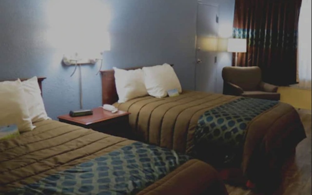 photo 3 of Ramada Montgomery