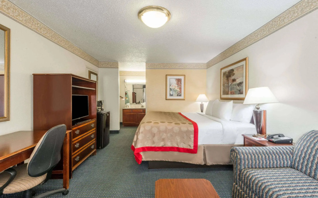 photo 4 of Ramada by Wyndham New Braunfels