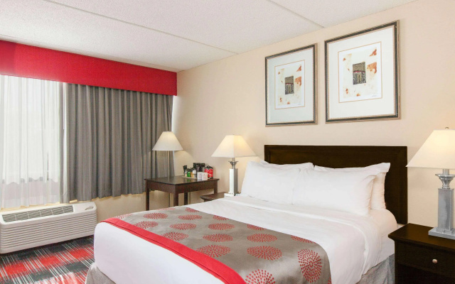 photo 2 of Ramada Plaza by Wyndham Albany
