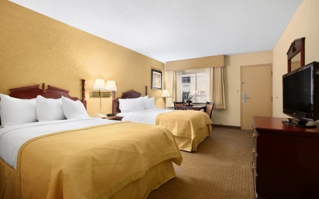 photo 4 of Ramada Plaza & Conf Center by Wyndham Louisville