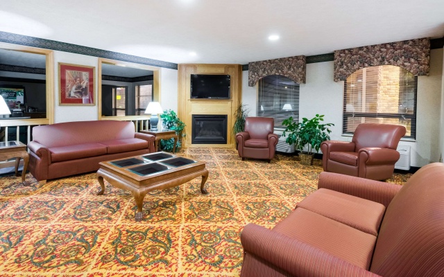 photo 2 of Ramada by Wyndham Strasburg Dover
