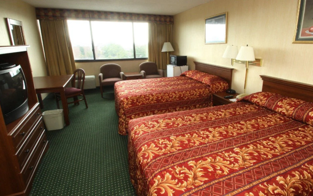 photo 2 of Stratford Hotel & Conference Center