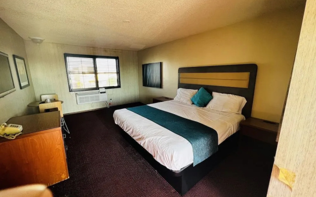 photo 2 of Casa Playa Inn & Suites Stanton Anaheim Area