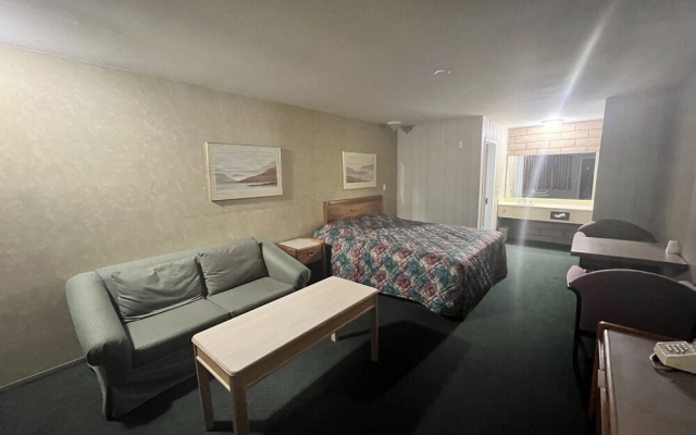 photo 3 of Casa Playa Inn & Suites Stanton Anaheim Area