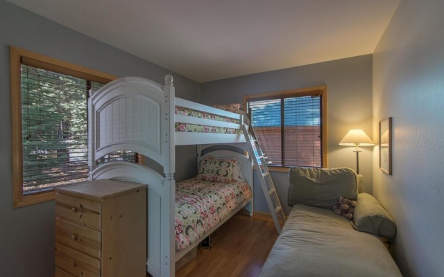 photo 3 of Ramsey 3 Bedroom Holiday Home By Tahoe Truckee