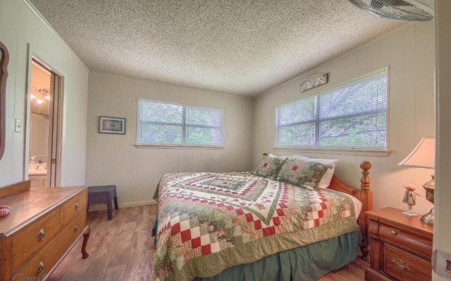 photo 3 of Red Barn Cabin Rr9122rb Home