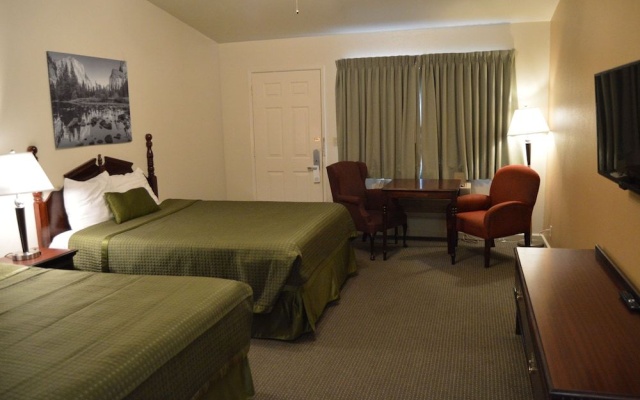 photo 4 of Red Bud Lodge