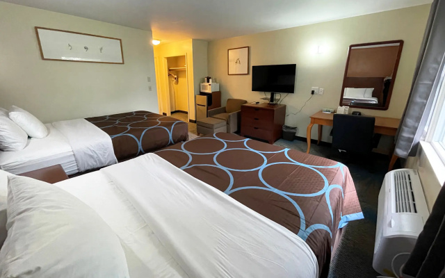 photo 2 of Red Carpet Inn & Suites