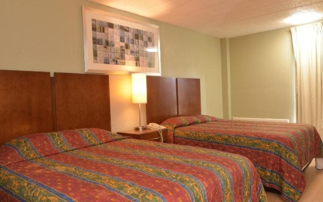 photo 5 of Red Carpet Inn