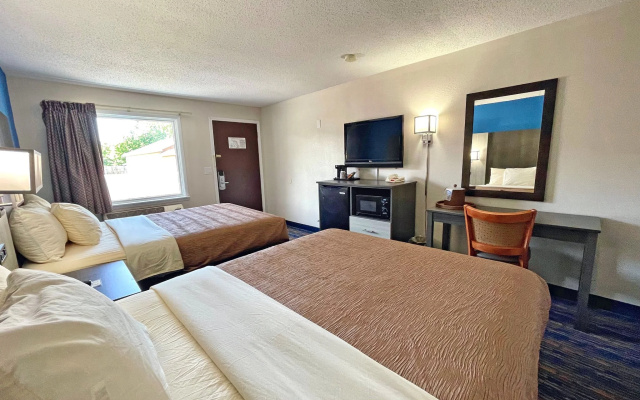 photo 4 of Red Carpet Inn Orchard Park - Buffalo, NY
