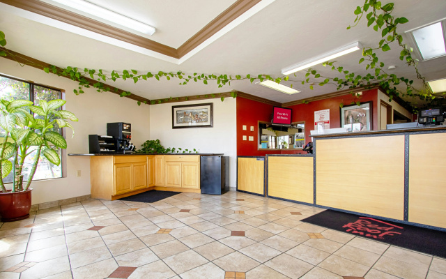 photo 2 of Red Roof Inn & Suites Monterey