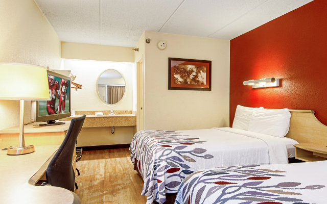 photo 5 of Red Roof Inn Albany Airport