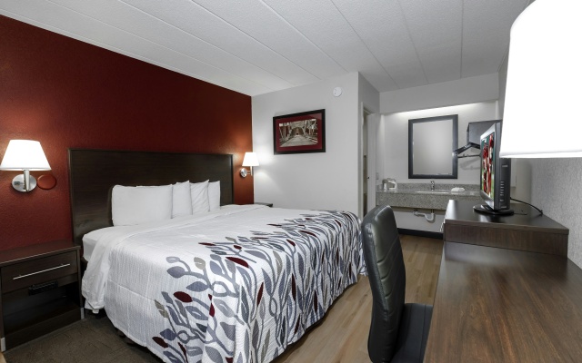 photo 3 of Red Roof Inn Bloomington - Normal/ University