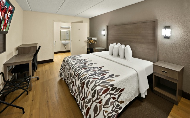 photo 5 of Red Roof Inn Chapel Hill - UNC