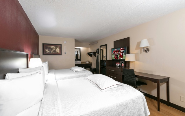 photo 5 of Red Roof Inn PLUS+ Chicago - Willowbrook