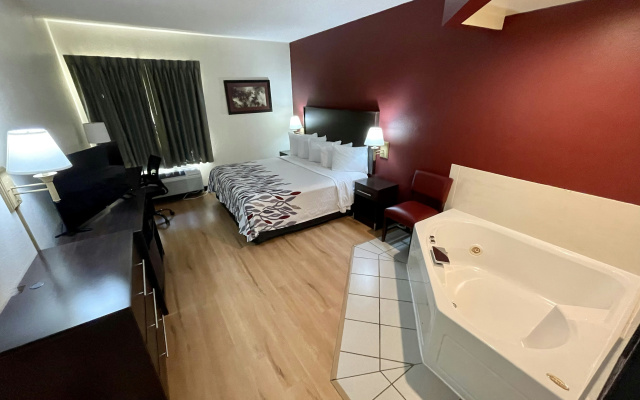 photo 5 of Red Roof Inn Clyde