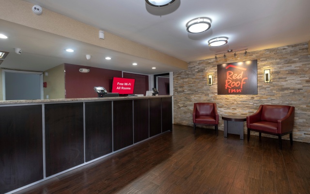 photo 2 of Red Roof Inn Columbia West, SC