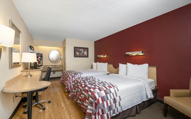 photo 5 of Red Roof Inn Detroit - Roseville/ St Clair Shores
